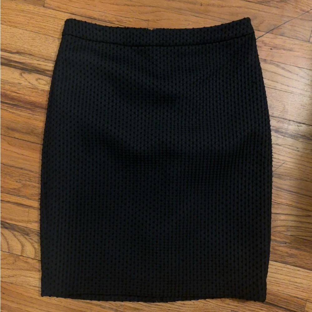 Black pencil skirt
